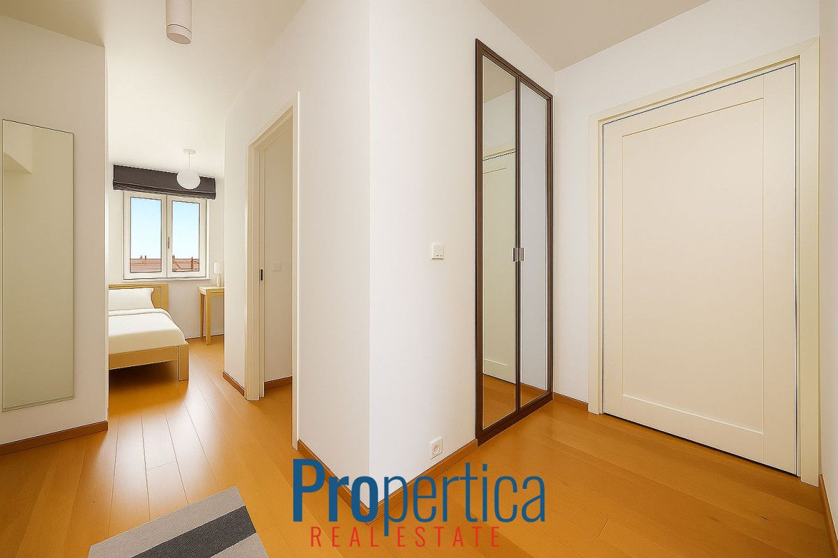 Mieszkanie 3-pokojowe Warszawa, ul. Hoża. Zdjęcie 4