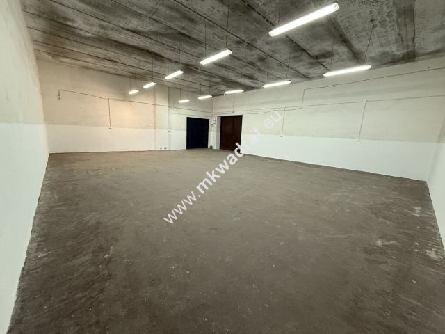 Hala/magazyn Falenty Nowe. Zdjęcie 1