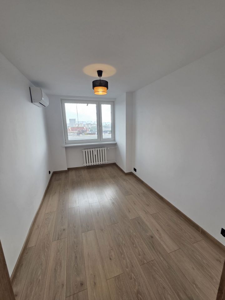 Mieszkanie 3-pokojowe Chorzów, ul. Księcia Władysława Opolskiego. Zdjęcie 4