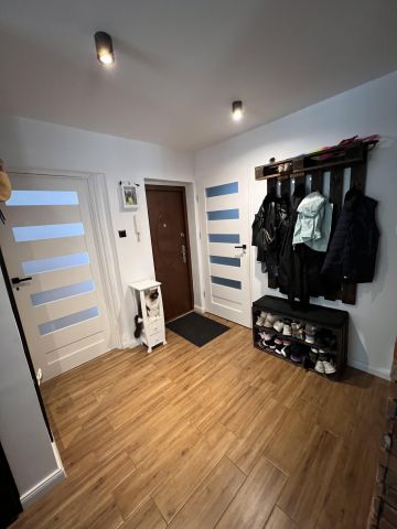 Mieszkanie 3-pokojowe Świnoujście Centrum, ul. Bolesława Chrobrego. Zdjęcie 1