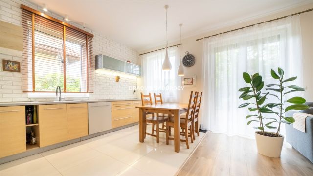 Mieszkanie 3-pokojowe Modlniczka, ul. Wąwozowa. Zdjęcie 2