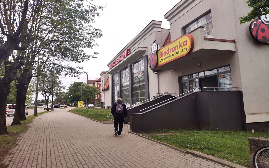 Nieruchomość komercyjna do wynajęcia bez pośredników 
 
 ul. Adama Mickiewicza 44 
 
 Ełk Centrum - Widok 3