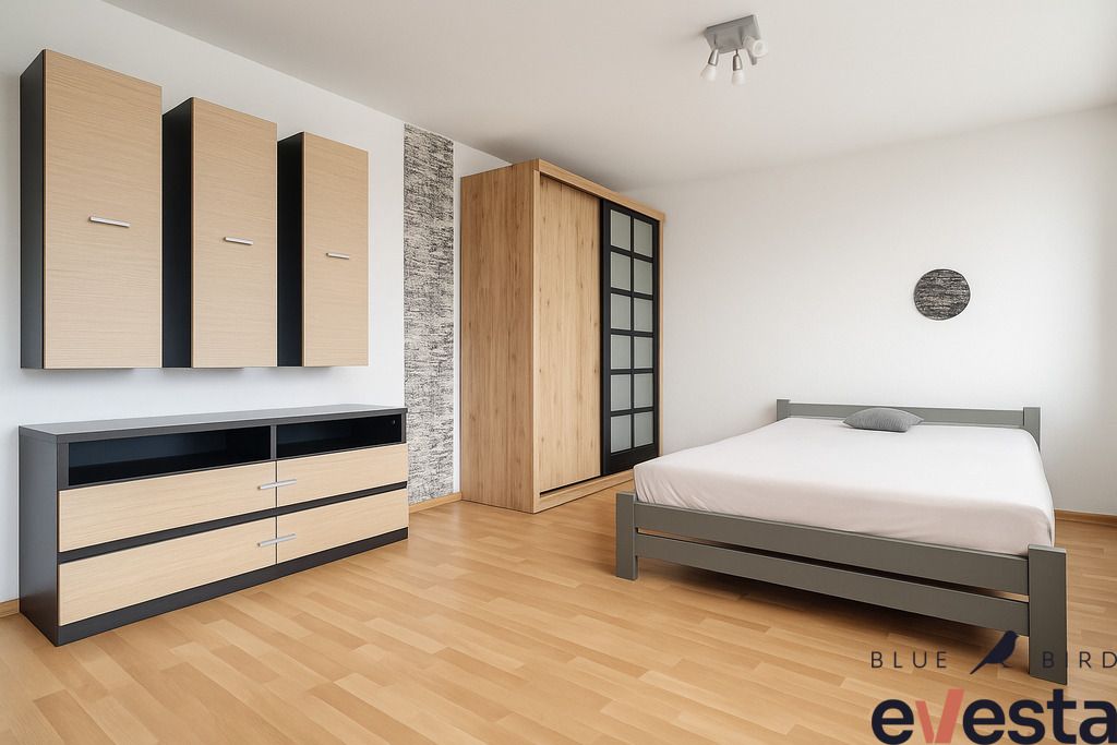 Mieszkanie 3-pokojowe Wrocław Różanka, ul. Obornicka. Zdjęcie 2