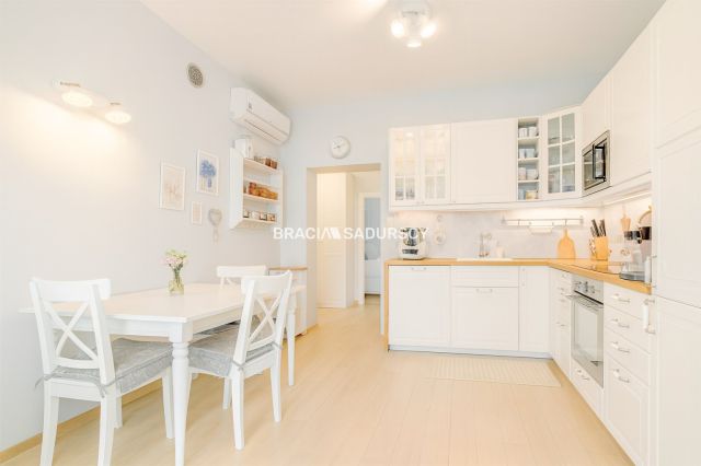 Mieszkanie 3-pokojowe Kraków Nowa Huta, os. Krakowiaków. Zdjęcie 4