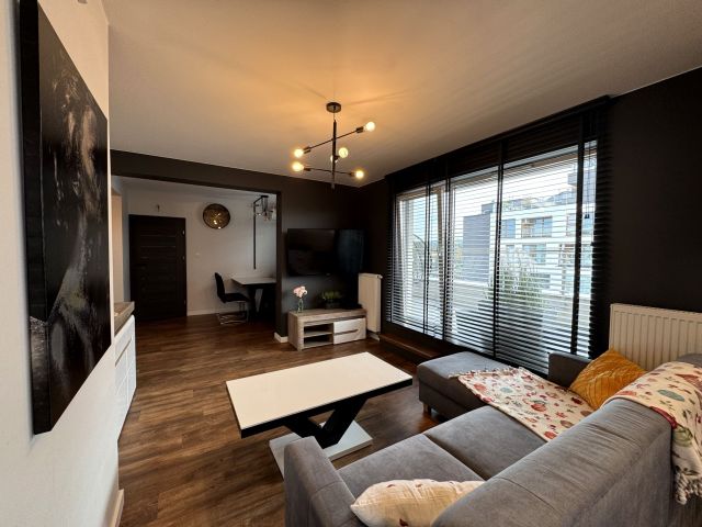 Mieszkanie 3-pokojowe Rzeszów Zalesie, ul. Henryka Wieniawskiego. Zdjęcie 1