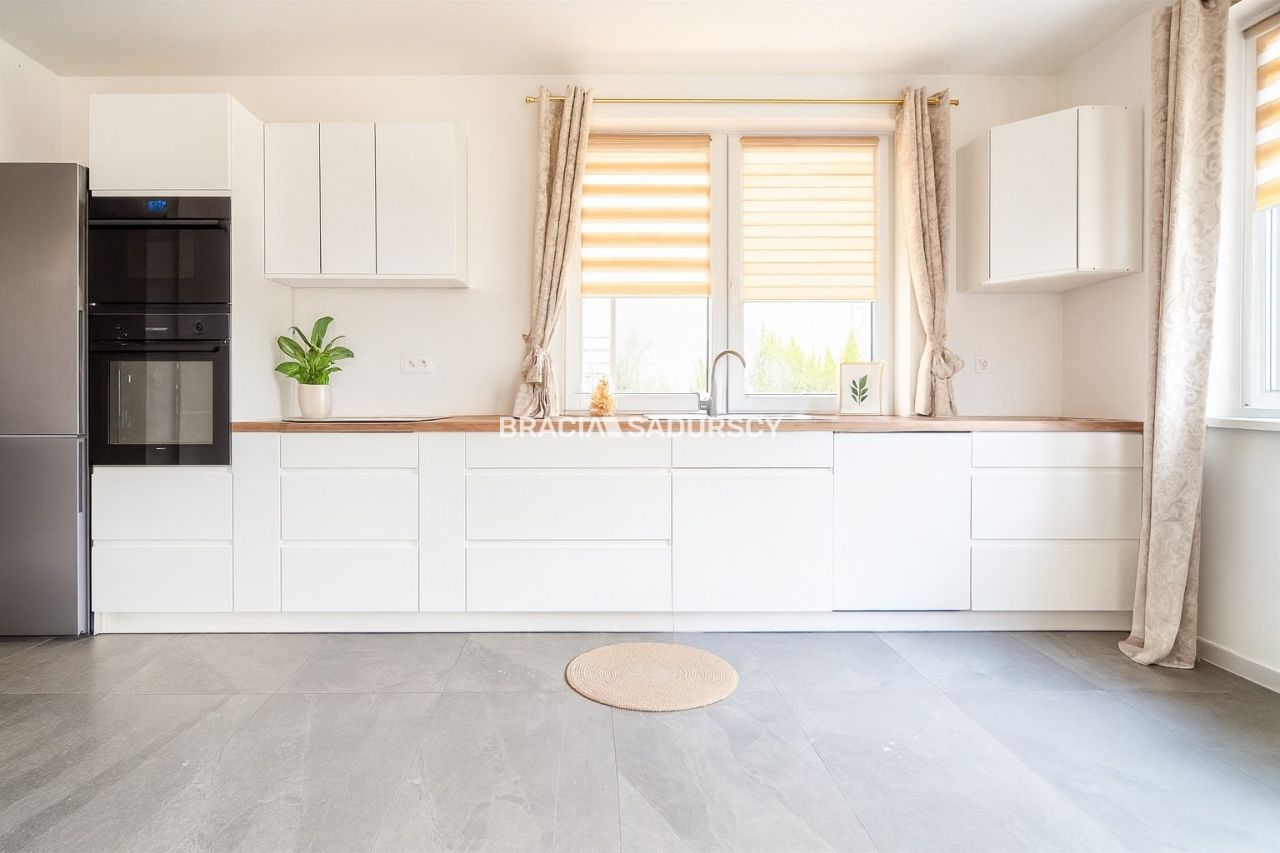 bliźniak, 4 pokoje Zabierzów, ul. Białych Brzóz. Zdjęcie 3