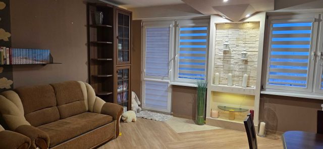 Mieszkanie 3-pokojowe Tomaszów Mazowiecki, ul. Dzieci Polskich. Zdjęcie 1