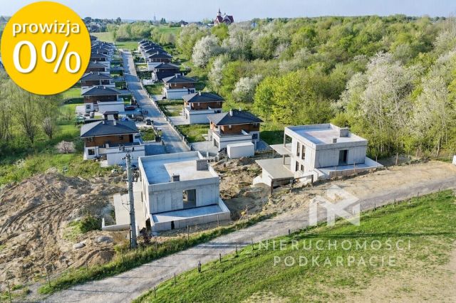 dom wolnostojący, 4 pokoje Rzeszów, ul. ks. bpa Antoniego Betańskiego. Zdjęcie 11