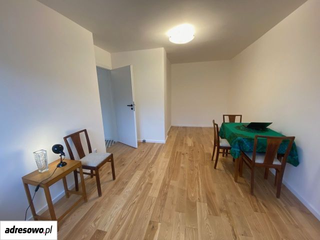 Mieszkanie 2-pokojowe Warszawa Okęcie, ul. 1 Sierpnia. Zdjęcie 1