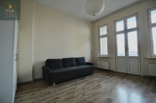 Mieszkanie 4-pokojowe Poznań, ul. Szewska. Zdjęcie 3