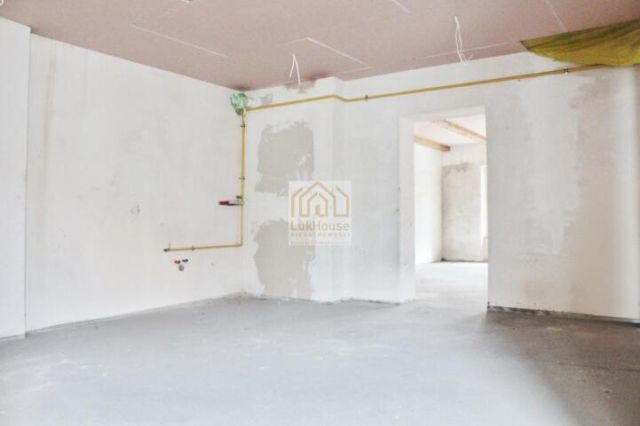 Mieszkanie 3-pokojowe Bytom, ul. marsz. Józefa Piłsudskiego. Zdjęcie 4