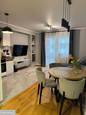 Mieszkanie 3-pokojowe Smolec. Zdjęcie 1