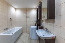 Mieszkanie 3-pokojowe Nowe Grabie. Zdjęcie 4