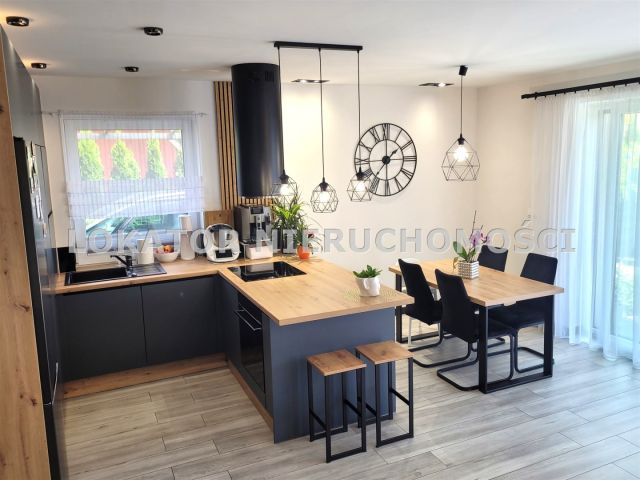 bliźniak, 5 pokoi Piła. Zdjęcie 7