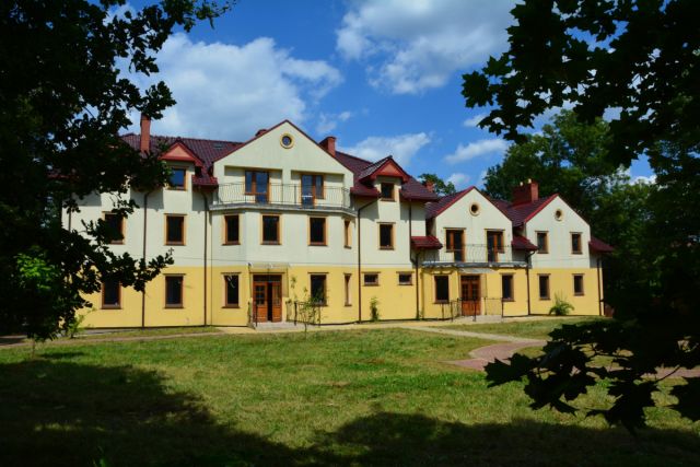 Hotel/pensjonat Tenczynek, ul. ks. Krzysztofa Świąteckiego. Zdjęcie 1