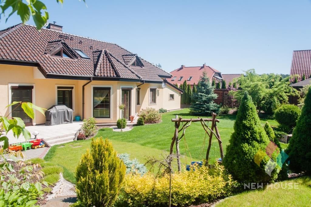 dom wolnostojący, 6 pokoi Stawiguda, ul. Perłowa. Zdjęcie 2