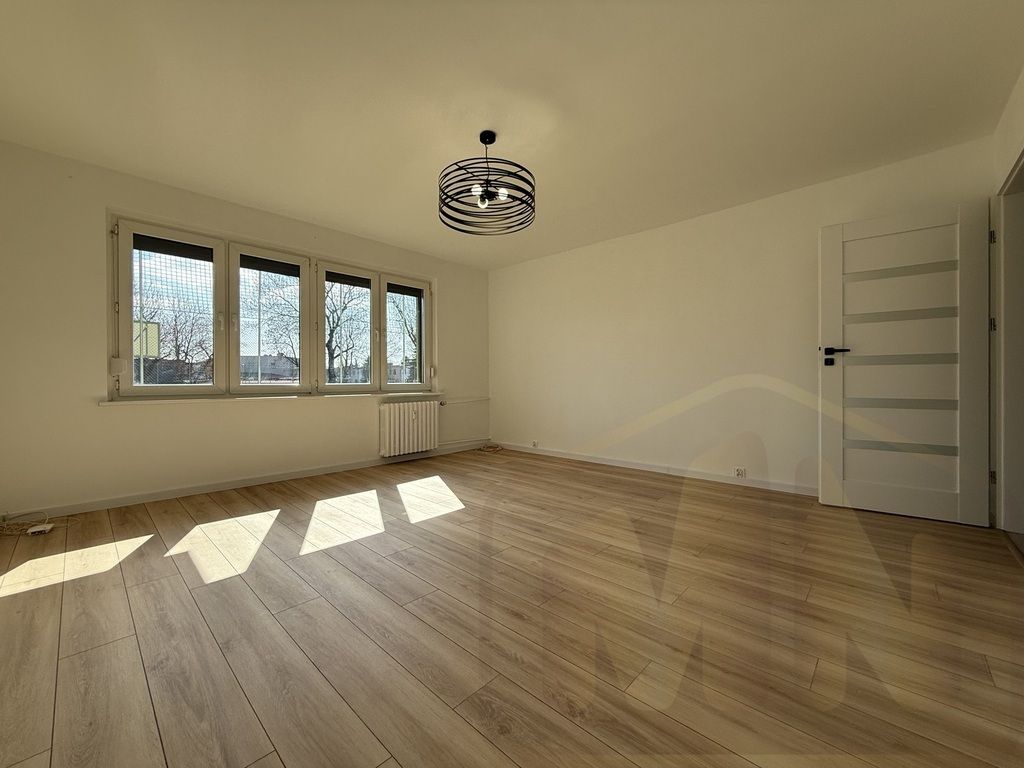 Mieszkanie 3-pokojowe Leszno, ul. Osiedle Józefa Sułkowskiego. Zdjęcie 4