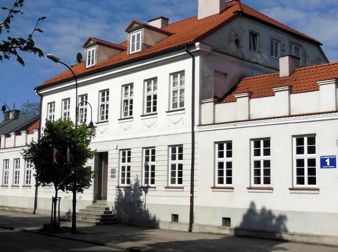 Mieszkanie 2-pokojowe Płock Stare Miasto, pl. Obrońców Warszawy. Zdjęcie 1