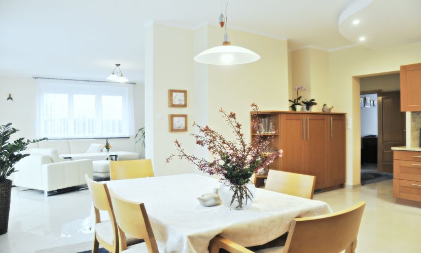 dom wolnostojący, 6 pokoi Poznań Podolany, ul. Zakopiańska