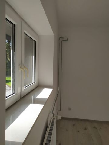 Mieszkanie 1-pokojowe Katowice os. Tysiąclecia. Zdjęcie 3