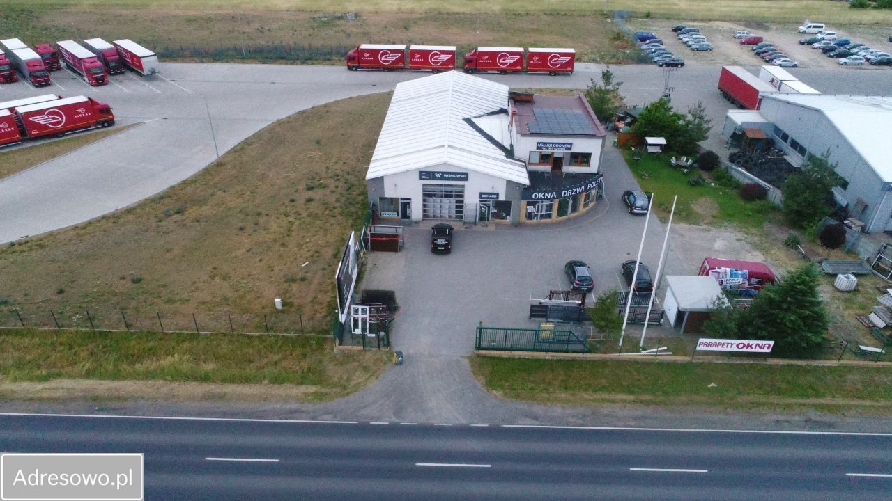 Hala/magazyn Laski. Zdjęcie 4