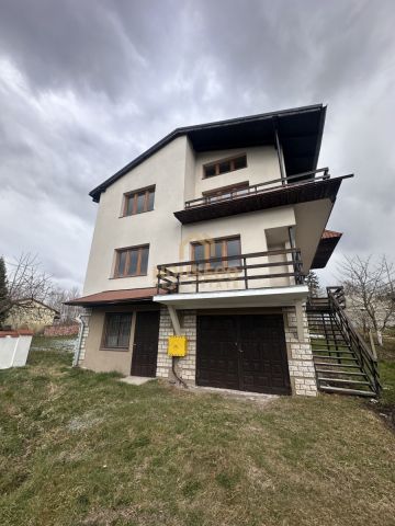 dom wolnostojący, 7 pokoi Bielkówko, ul. Brunona Gregorkiewicza. Zdjęcie 2