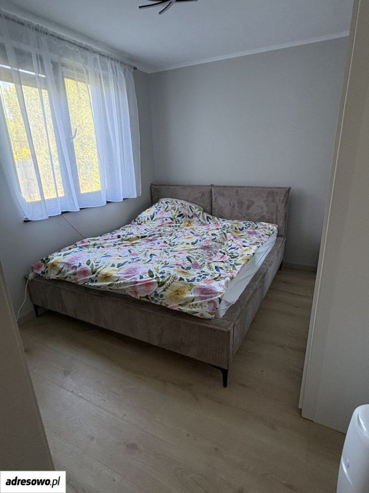 Mieszkanie 3-pokojowe Roków Górnica. Zdjęcie 4