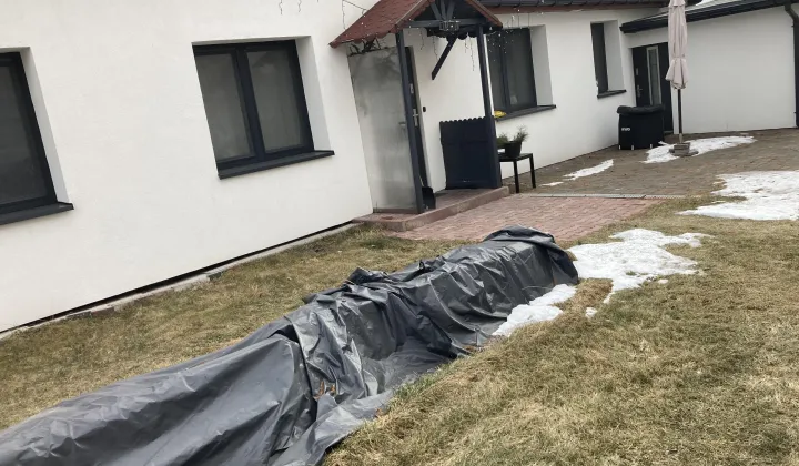 dom wolnostojący, 2 pokoje Częstochowa Wyczerpy Górne, ul. Tenisowa