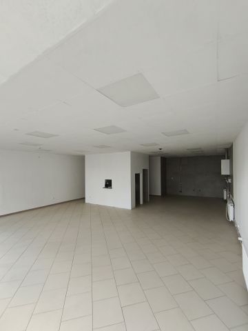 Lokal Prudnik, ul. Inwalidów Wojennych. Zdjęcie 1
