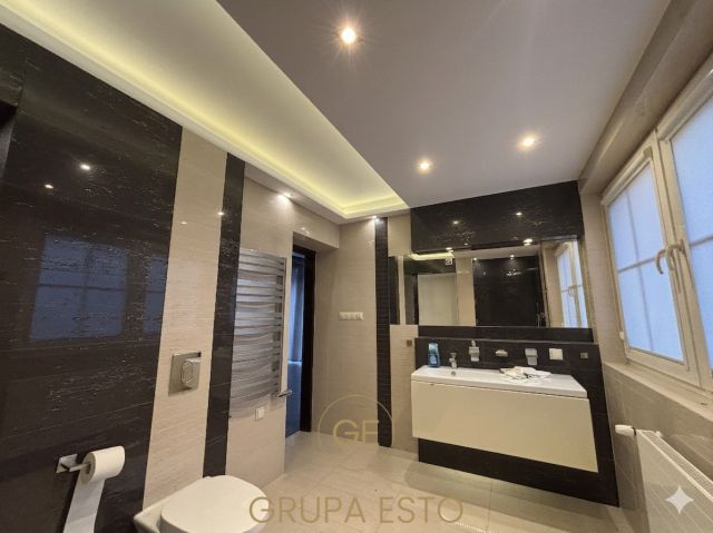 dom wolnostojący, 3 pokoje Kraków Podgórze, ul. Kolonijna. Zdjęcie 3