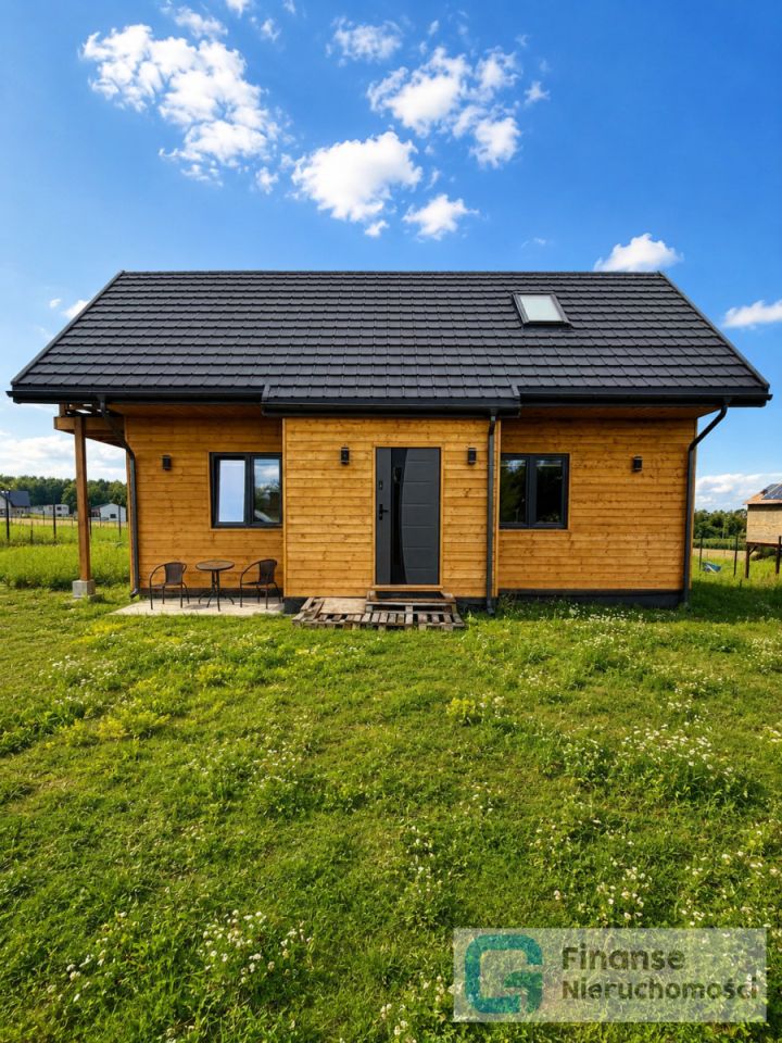 dom wolnostojący, 3 pokoje Komorów. Zdjęcie 2