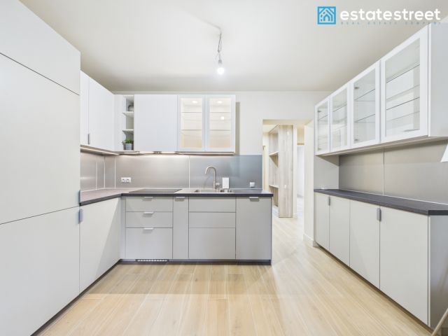 Mieszkanie 3-pokojowe Kraków, ul. ks. Wincentego Turka. Zdjęcie 9