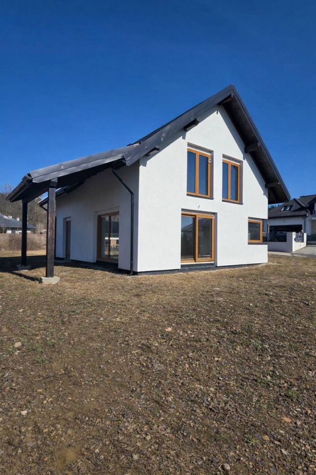 dom wolnostojący, 5 pokoi Sanok Olchowce, ul. Słowicza. Zdjęcie 5