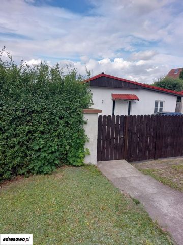 dom wolnostojący, 4 pokoje Bolesławiec, ul. Bronisława Kosiby. Zdjęcie 1