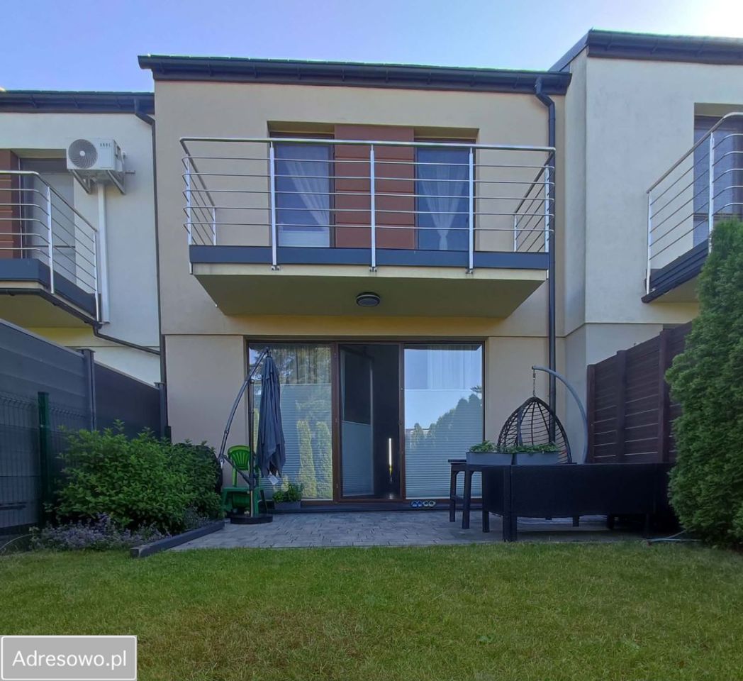 dom szeregowy, 4 pokoje Łódź Andrzejów, ul. Tadeusza Gajcego. Zdjęcie 3