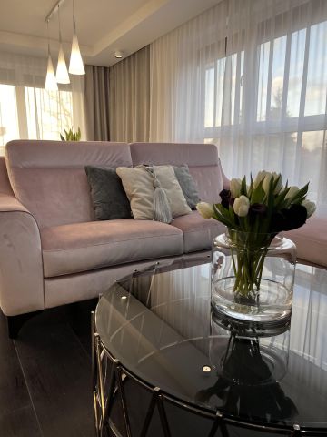 Mieszkanie 3-pokojowe Niemcz, ul. Henryka Sienkiewicza. Zdjęcie 1