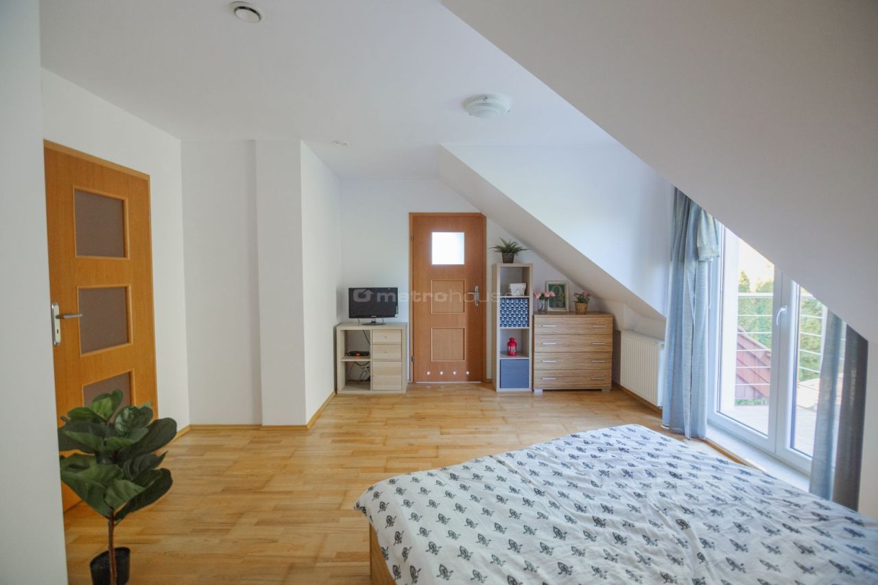 dom wolnostojący, 6 pokoi Stanisławów Pierwszy. Zdjęcie 15