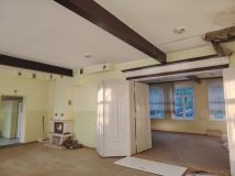 Nieruchomość komercyjna Wiewiórki. Zdjęcie 1