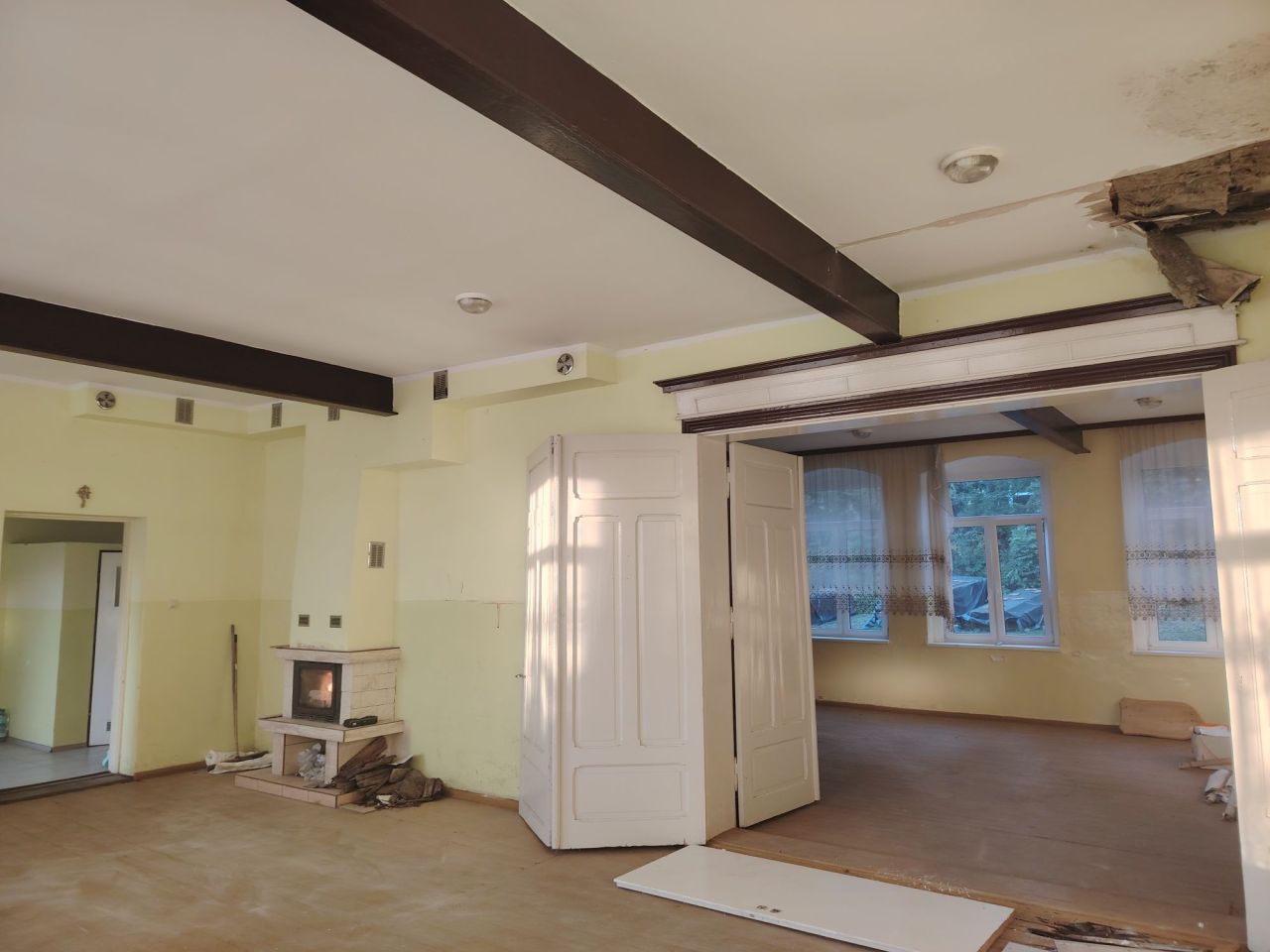 Nieruchomość komercyjna Wiewiórki. Zdjęcie 2