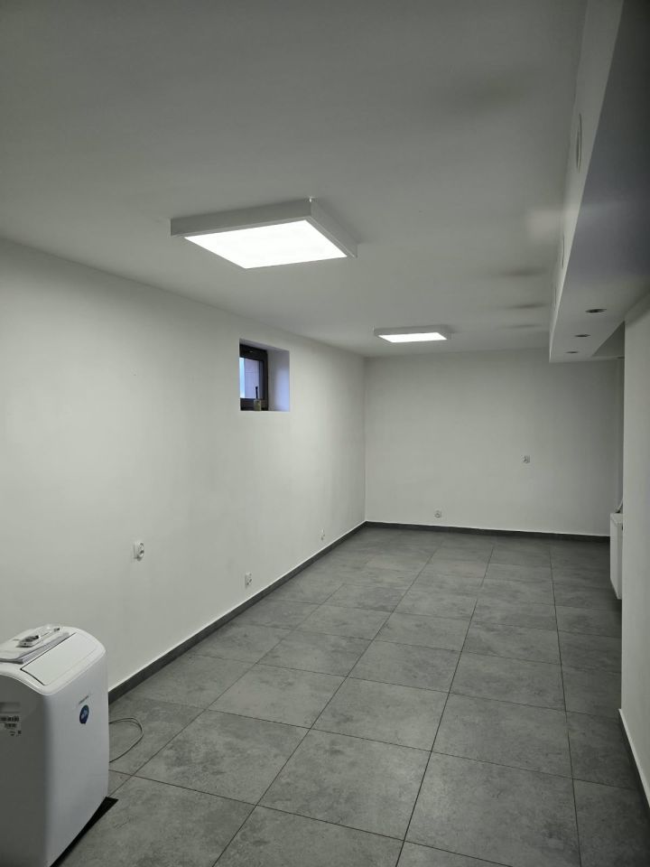 Lokal Ostrołęka Centrum, ul. gen. Władysława Sikorskiego. Zdjęcie 1