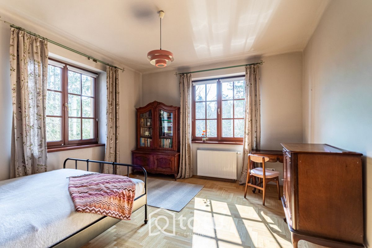 dom wolnostojący, 7 pokoi Komorów. Zdjęcie 12