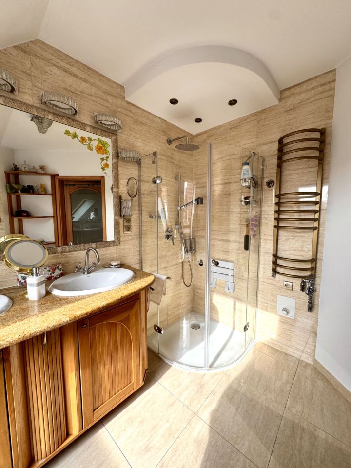 Mieszkanie 4-pokojowe Wałbrzych Piaskowa Góra, ul. Odlewnicza. Zdjęcie 2