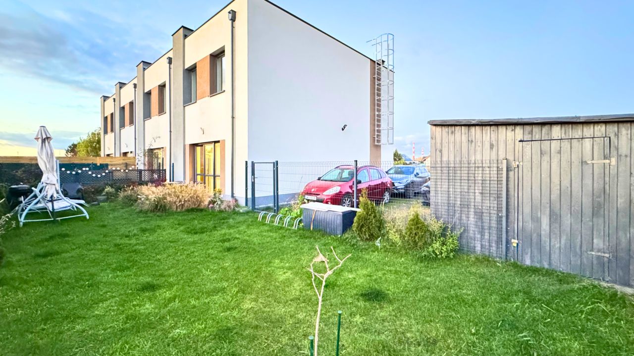 dom szeregowy, 4 pokoje Siechnice, ul. Bzowa. Zdjęcie 9