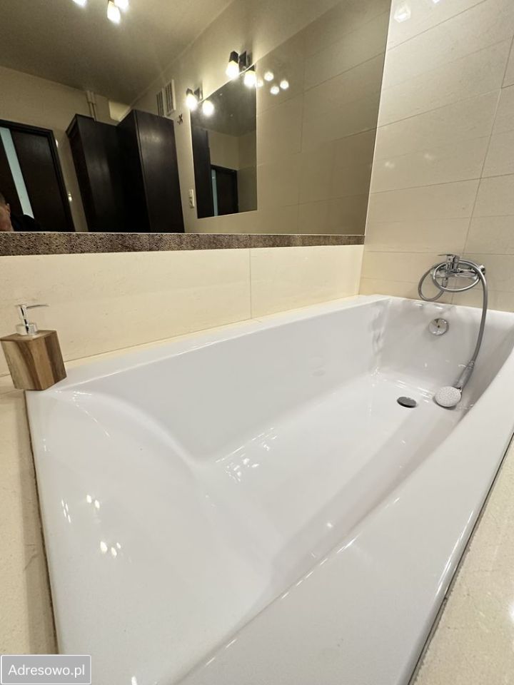 Mieszkanie 4-pokojowe Jasło, ul. Władysława Sikorskiego. Zdjęcie 15