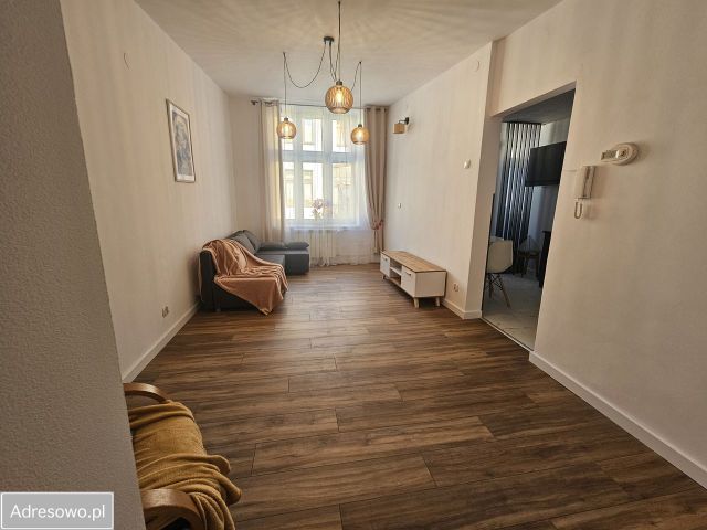 Mieszkanie 3-pokojowe Nowy Sącz, ul. Jana Sobieskiego. Zdjęcie 1