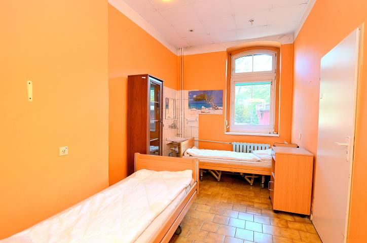 Lokal Chorzów Stary Chorzów, pl. Piastowski. Zdjęcie 5
