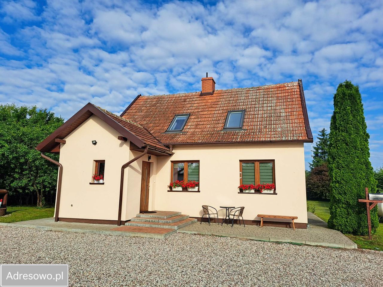 dom wolnostojący, 3 pokoje Popioły. Zdjęcie 15