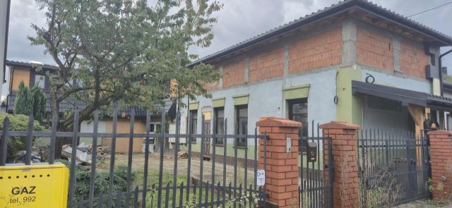 dom szeregowy Częstochowa Stradom, ul. Bema. Zdjęcie 1