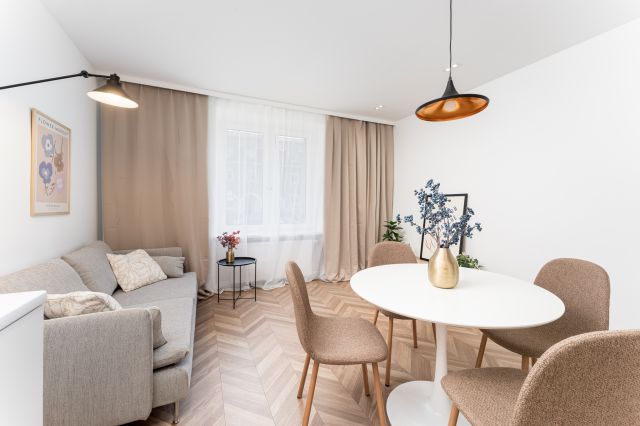 Mieszkanie 3-pokojowe Kraków Nowa Huta, os. Na Skarpie. Zdjęcie 1