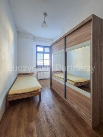 Mieszkanie 4-pokojowe Jelenia Góra. Zdjęcie 9